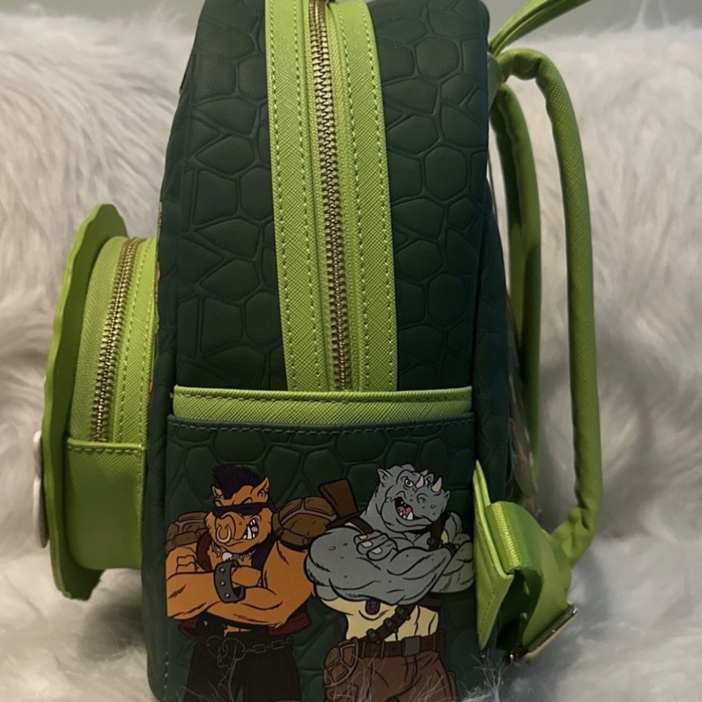 NICKELODEON & LOUNGEFLY COLLAB RELEASE ofTeenage Mutant Ninja Turtles BackPack - Picture 4 of 9